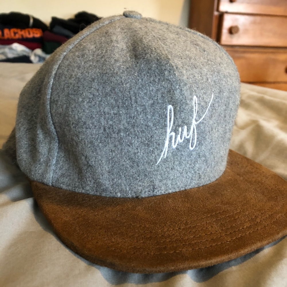 HUF grey flatbrim hat